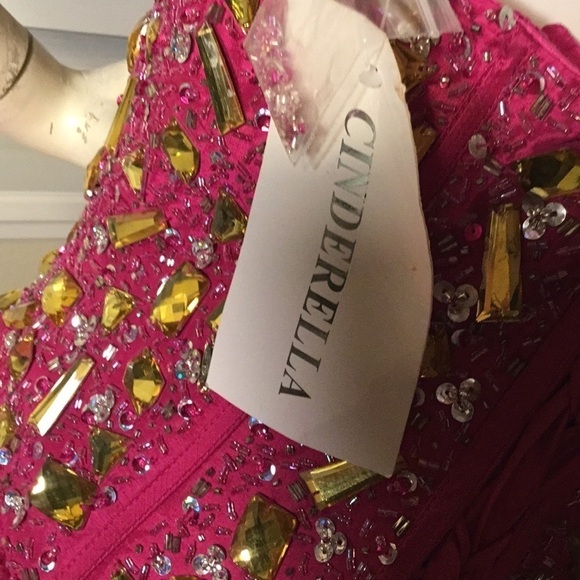 Cinderella SWEETHEART BEADED DRESS SIZE 14 - Picture 6 of 6